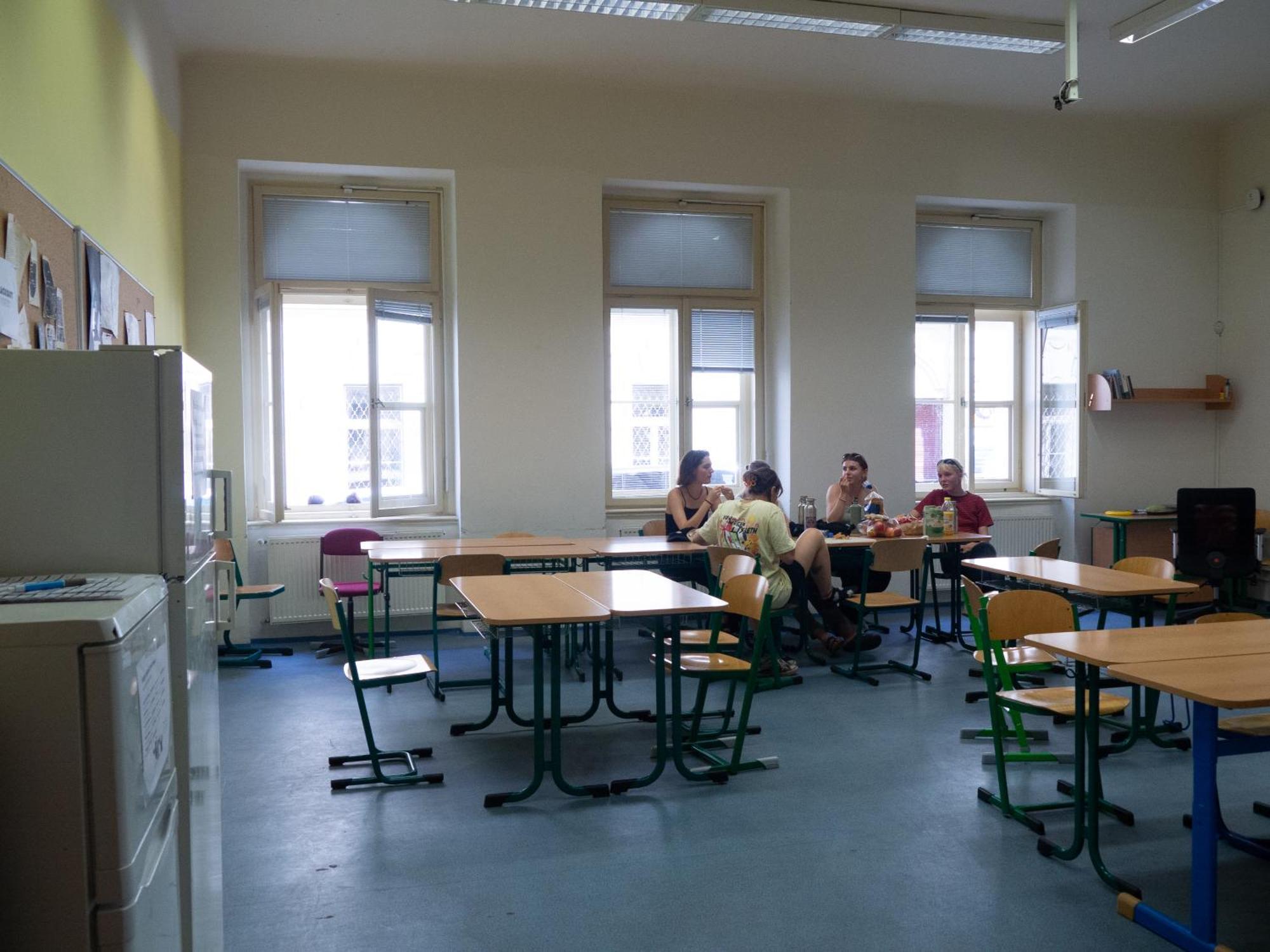 Albergue Hostel In School Praga