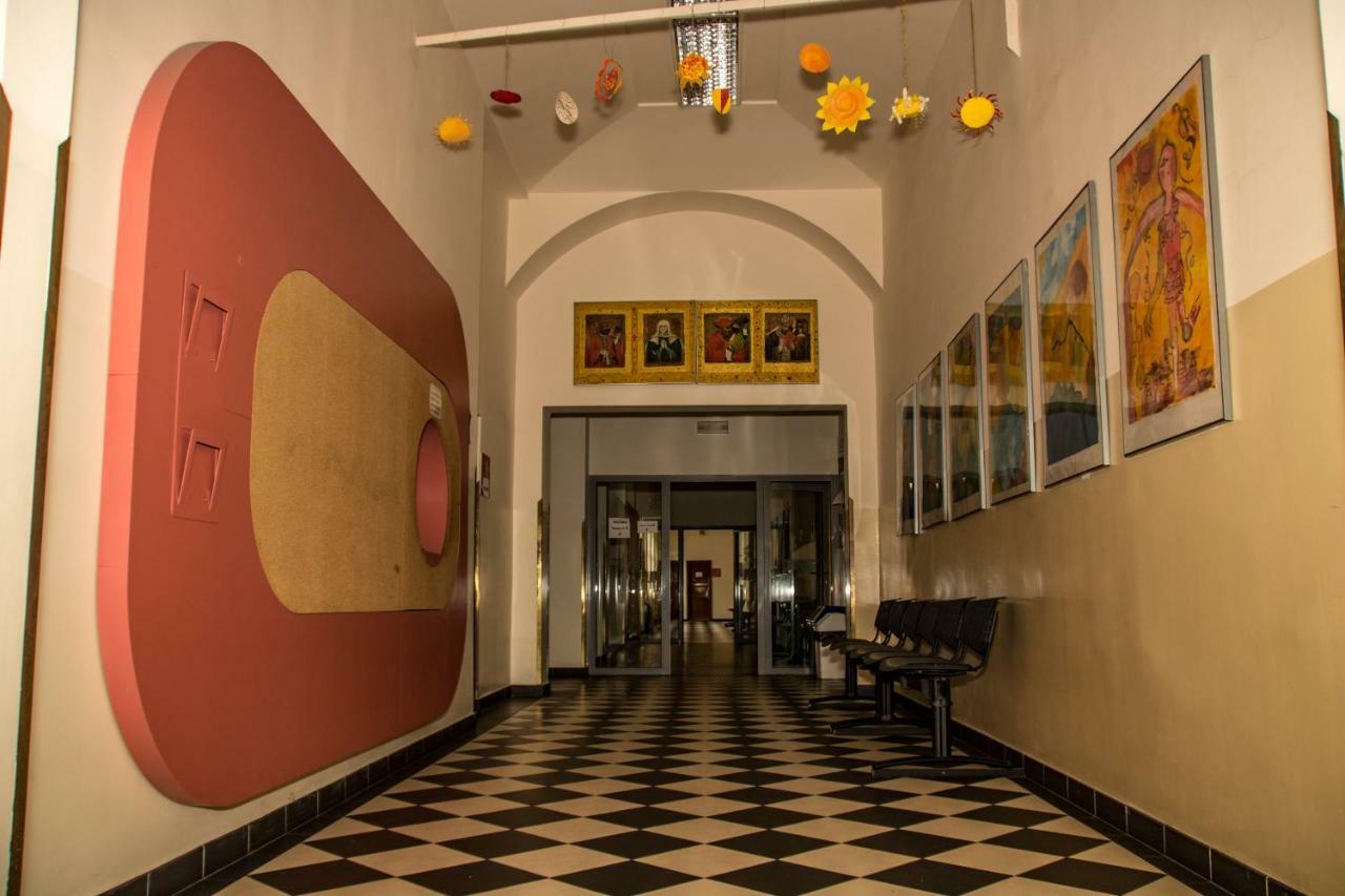 Hostel In School * Praga
