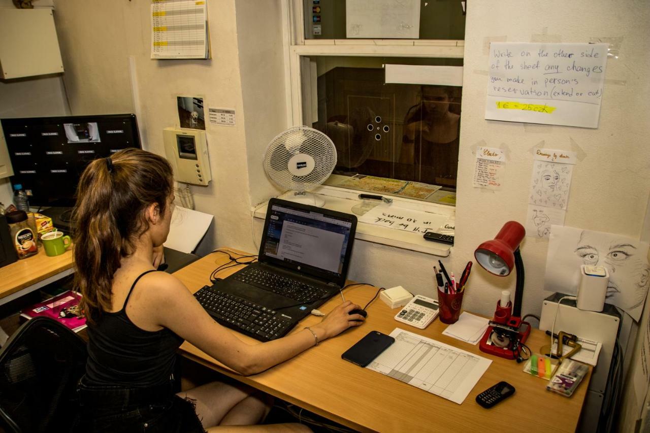 Hostel In School * Praga